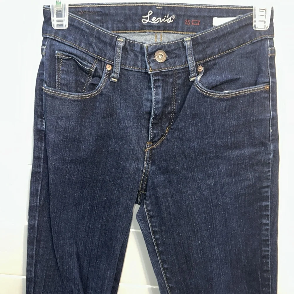 Levi’s High Rise Demi Curve Jeans - Picture 3 of 17